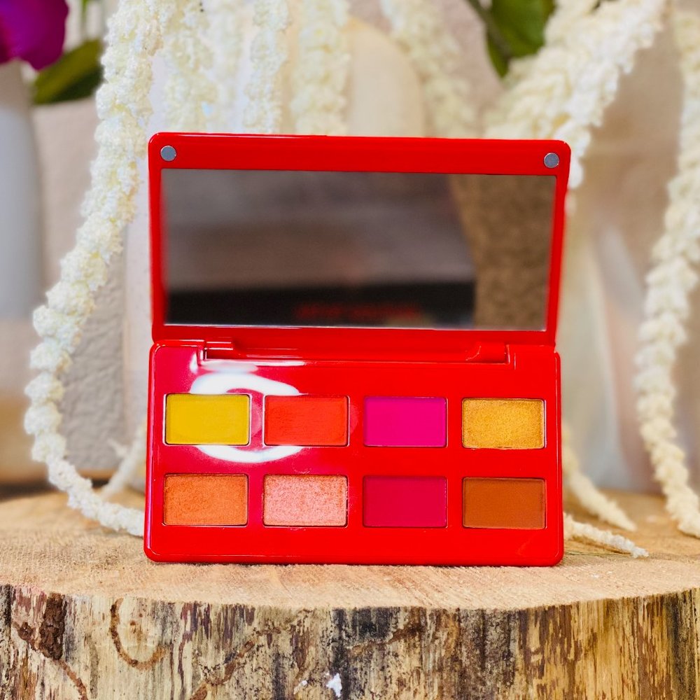 Artist Couture Caliente Eyeshadow Palette